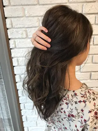 カラー 日比 貴大/ minim hairのヘアスタイル