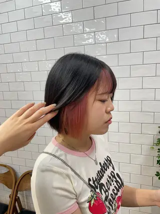 ショート カラー 榎本 姫那乃のヘアスタイル