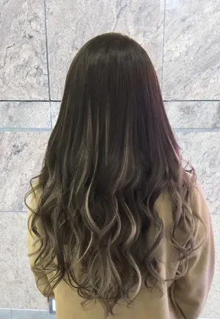 カラー セミロング en Rêve🫧 by ROAReyeのマツエク・マツパデザイン