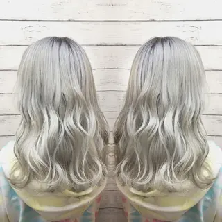 セミロング カラー 韓国ヘア🤍髪質改善 🇰🇷AKANEのヘアスタイル