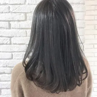 セミロング カラー 伊 杏のヘアスタイル