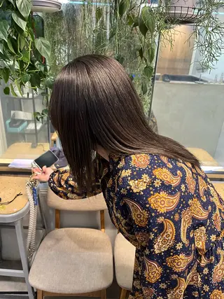 ミディアム カラー ナチュラルなhair / ヨシダトモキのヘアスタイル