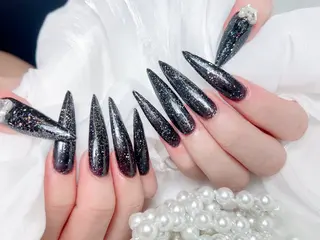 ネイル M🌷nail 長さだし専門店のネイルデザイン