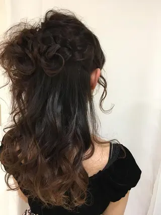 セミロング ヘアアレンジ きむえり/髪質改善 /セット/カラーのヘアスタイル