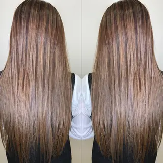 ロング カラー 伊藤 裕貴のヘアスタイル