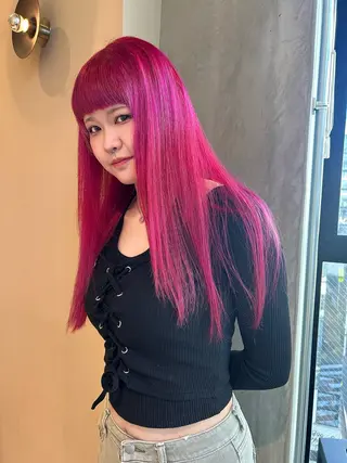 ロング 小川結子 NEROのヘアスタイル