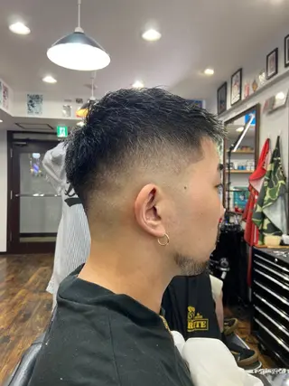 ショート メンズ 上田理髪店所属・💈Renma💈 【fade】必見‼️のヘアスタイル