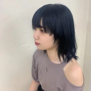 ミディアム カラー くすみミルクティー／ ブラウン🪡TOWAのヘアスタイル