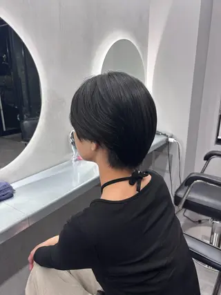 ショート カラー 透明感/グレージュ/ ベージュ/るな🪽のヘアスタイル