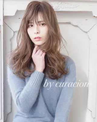 ロング ＨＩ ROのヘアスタイル