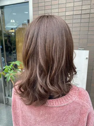 セミロング ELEN 新百合ヶ丘のヘアスタイル