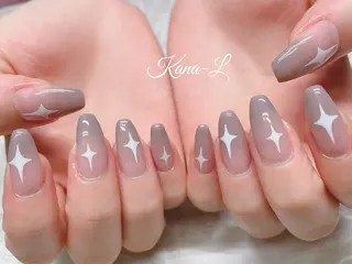 ネイル 芦辺 香奈のネイルデザイン