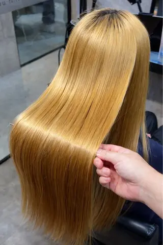 ロング ♦️髪質改善美髪矯正 💍谷口克也♦️のヘアスタイル