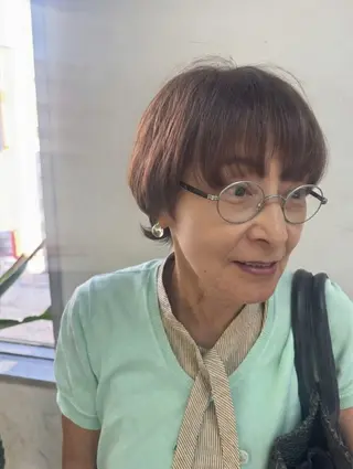 ショート カラー 岩本 栄輝のヘアスタイル