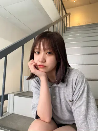 ミディアム 朝倉 南のヘアスタイル