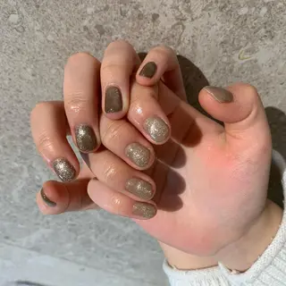 ネイル esby Loely MIZUKIのネイルデザイン