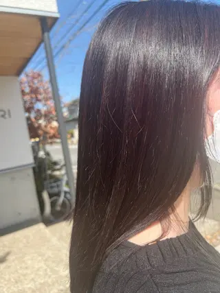 カラー 清水 美空のヘアスタイル