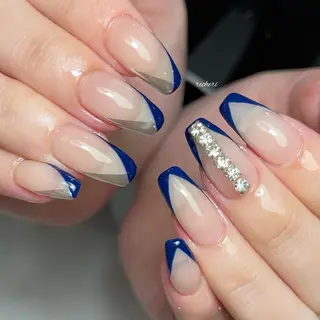 ミディアム ネイル richeri beautyのネイルデザイン