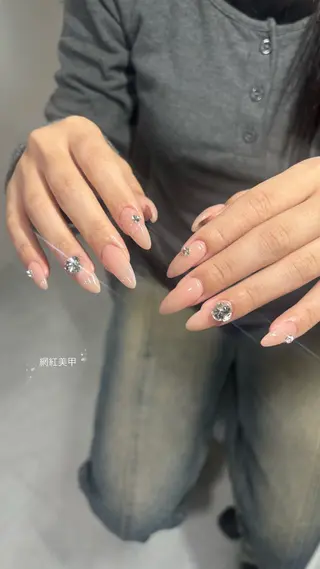 ネイル 韓国ﾜﾝﾎﾝnail yukiのネイルデザイン