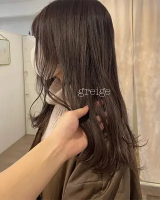 ロング カラー 佐藤 永夏のヘアスタイル