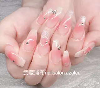 ネイル R inのネイルデザイン