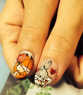 ネイル Yakko pas á pasのネイルデザイン