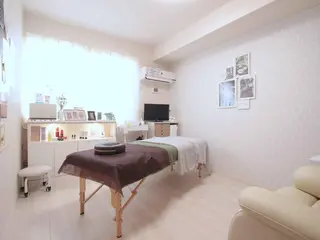 Lino Uのネイルデザイン