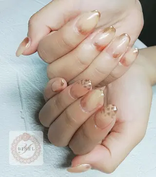 ネイル Nail Salon Y.BINELのネイルデザイン