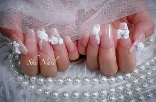 ネイル She   Nail所属・ISA_ BELLAのネイルデザイン