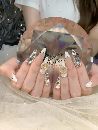 ネイル エンジェル ヒーリング 矢場町店のネイルデザイン