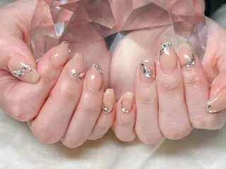 ネイル マツエク・マツパ アイブロウ Nail&eye Belire 新宿のネイルデザイン