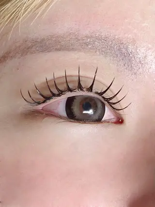 マツエク・マツパ beauty salon mee+所属・mee+ Akiのマツエク・マツパデザイン