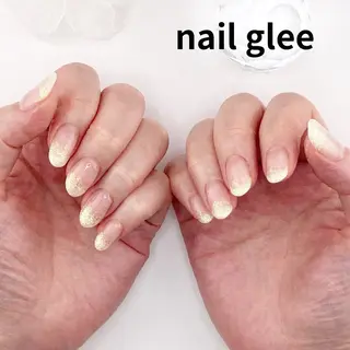 ミディアム RISA nail gleeのネイルデザイン