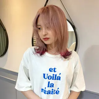 ミディアム 重里 瑠花のヘアスタイル