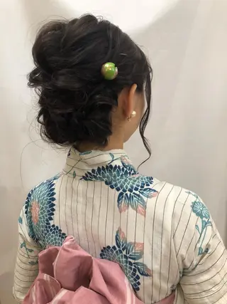 ロング ヘアアレンジ 女性に人気♪ はやしほのかのヘアスタイル