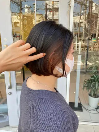 ミディアム カラー 坂口 愛のヘアスタイル