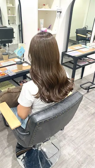 セミロング カラー ヘアアレンジ cocotte 💟草間紫音💟のヘアスタイル