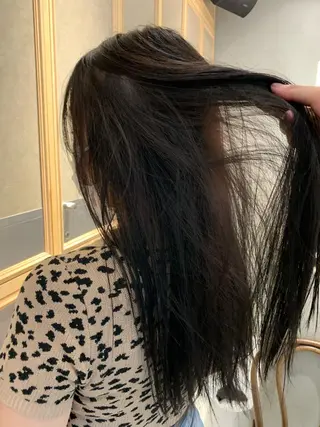 セミロング カラー TENELE所属・チバ タクミのヘアスタイル