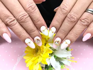 ネイル ユリシスネイル 担当近藤のネイルデザイン