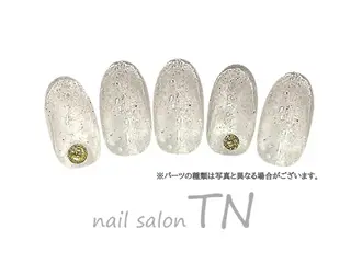 ネイル 矢川 まどかのネイルデザイン