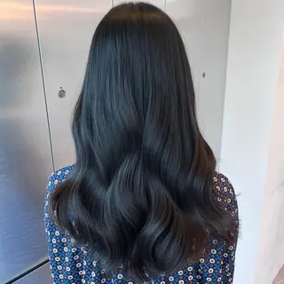 ロング 🫧髪質改善•艶カラ ー特化🫧谷奥甲太のヘアスタイル