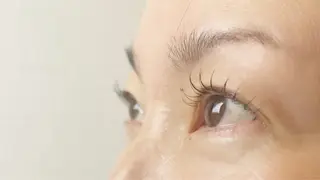 マツエク・マツパ Law所属・Law 裾野のヘアスタイル