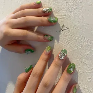 ネイル gleam所属・gleam✴︎ sayakaのネイルデザイン