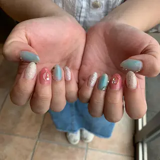 ネイル 佐藤 穂乃香のネイルデザイン