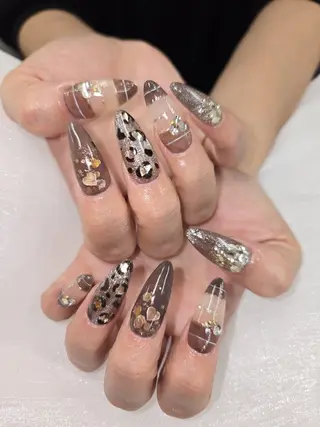 ネイル 河野ちえ (雑誌掲載サロン)のネイルデザイン
