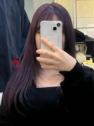 ロング カラー 🥀学校・職場OK 20代女性🥀ユイキのヘアスタイル