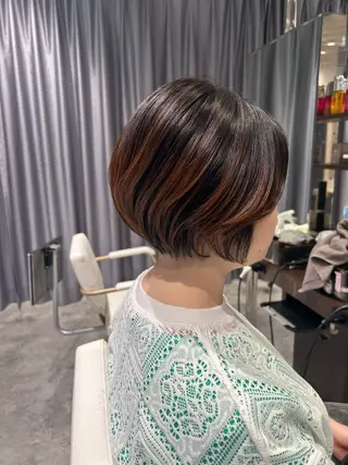 ショート パーマ/イルミナ カラー　三浦菜々子のヘアスタイル