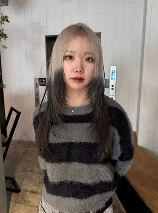 セミロング ALBUM IKEBUKURO所属・レイヤーカット ブリーチカラーのヘアスタイル