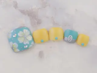 ネイル Ayumi nail＆eyelash所属・Ayuminail& eyelash.内藤のネイルデザイン