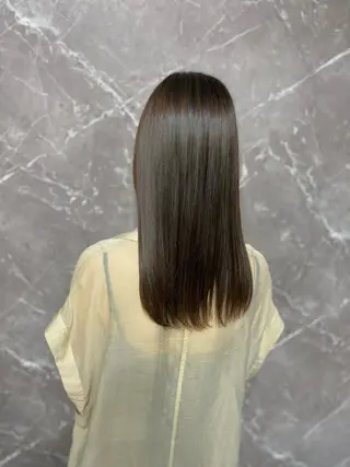 セミロング Yu シールエクステのヘアスタイル